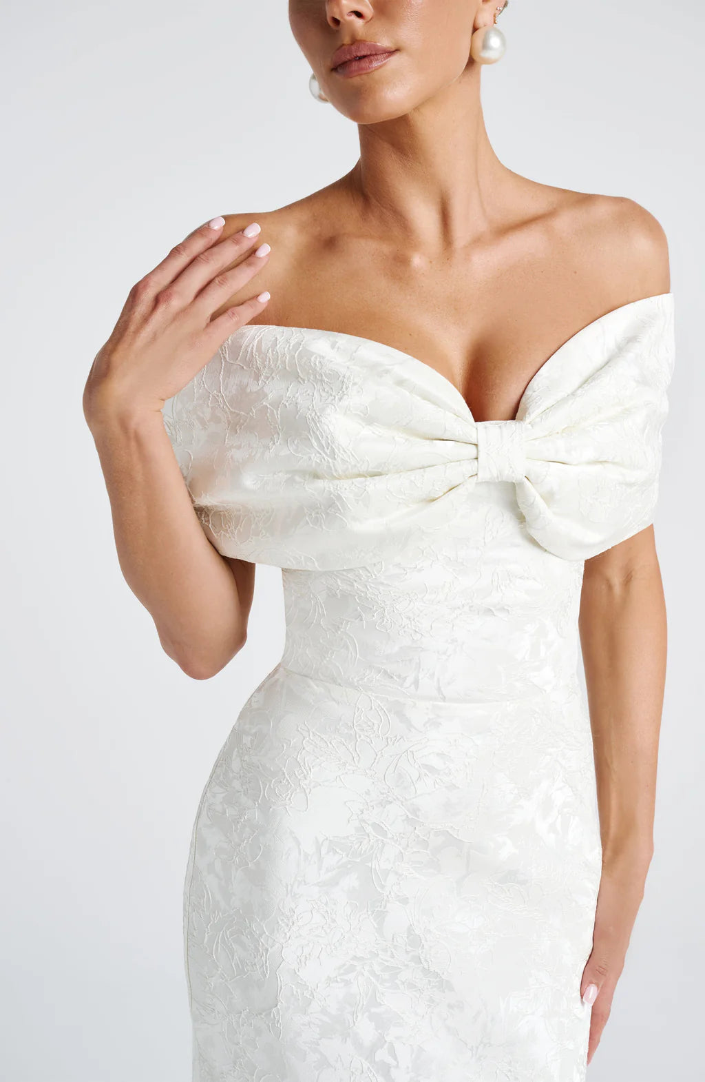 ELARA MAXI DRESS – IVORY