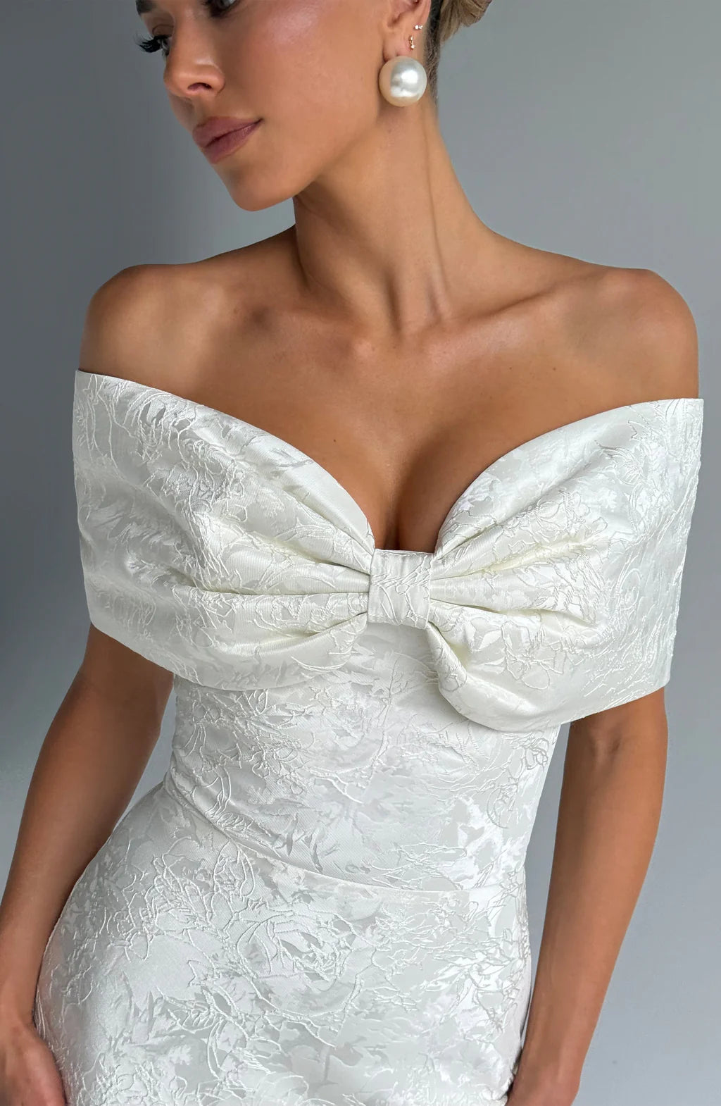 ELARA MAXI DRESS – IVORY