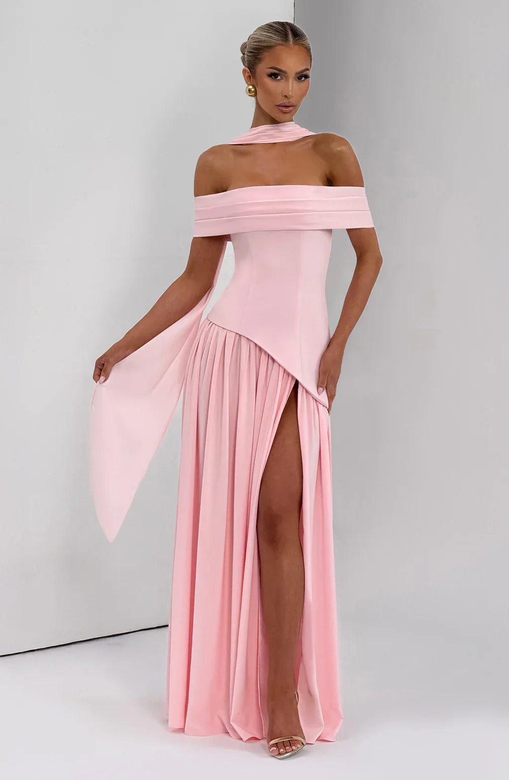 AMARA MAXI DRESS – BLUSH