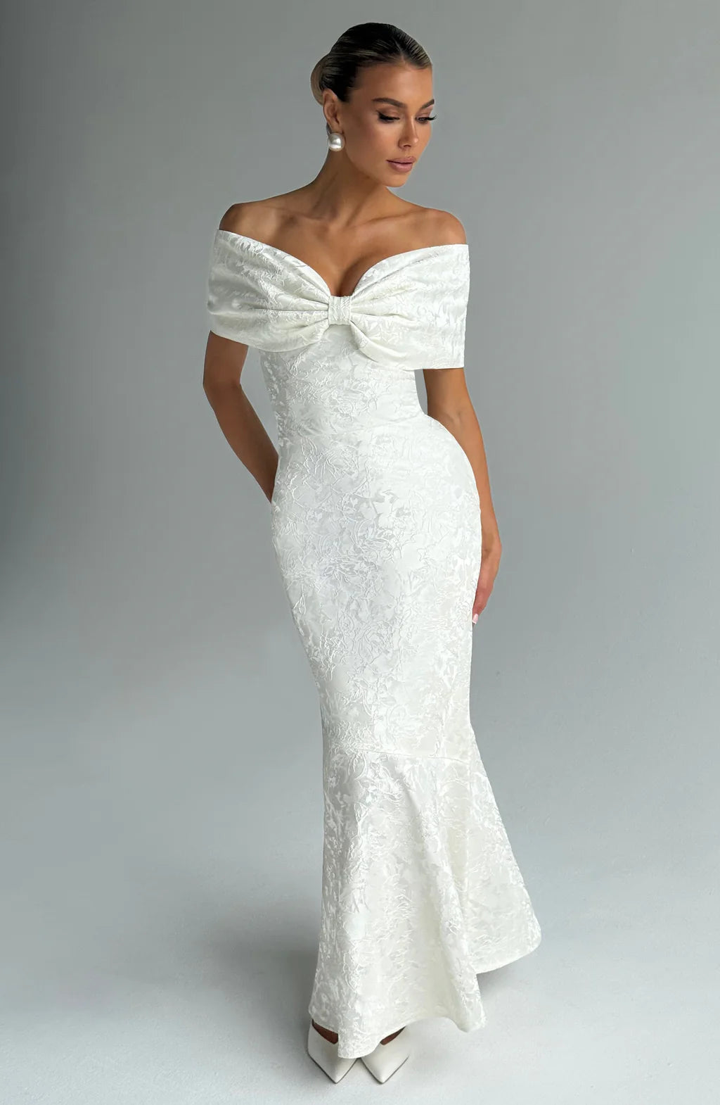 ELARA MAXI DRESS – IVORY